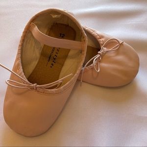 Freestyle by Danskin Pink Ballet Slippers